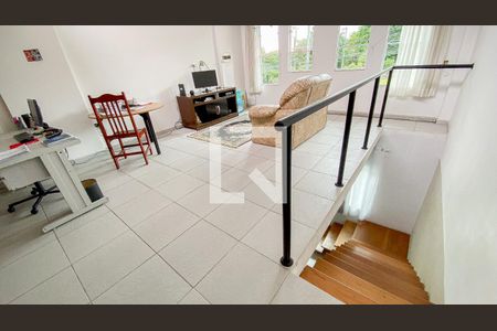 Casa de condomínio à venda com 150m², 3 quartos e 1 vagaSegundo andar sala 2