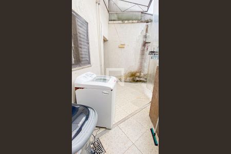 Casa de condomínio à venda com 150m², 3 quartos e 1 vagaSegundo andar Área de Serviço