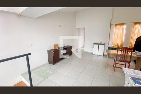 Casa de condomínio à venda com 150m², 3 quartos e 1 vagaSegundo andar sala 2