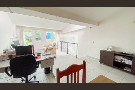 Casa de condomínio à venda com 150m², 3 quartos e 1 vagaSegundo andar sala 2