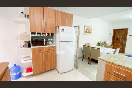 Casa de condomínio à venda com 150m², 3 quartos e 1 vagaCozinha 