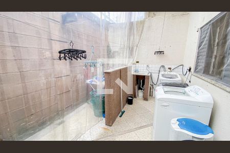 Casa de condomínio à venda com 150m², 3 quartos e 1 vagaSegundo andar Área de Serviço