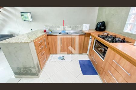 Cozinha de casa de condomínio à venda com 3 quartos, 150m² em Parque São Vicente, Santo André