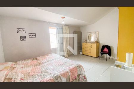 Casa de condomínio à venda com 150m², 3 quartos e 1 vagaSuite