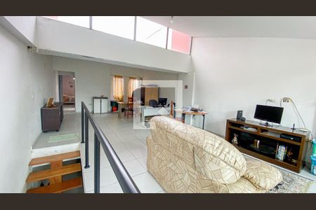 Casa de condomínio à venda com 150m², 3 quartos e 1 vagaSegundo andar sala 2