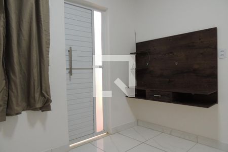 Sala  de casa para alugar com 2 quartos, 45m² em Jacarepaguá, Rio de Janeiro