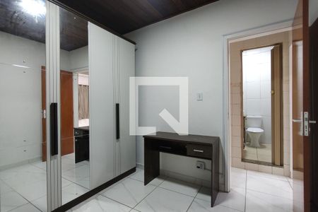 Casa para alugar com 45m², 2 quartos e sem vagaQuarto 2 - Armários