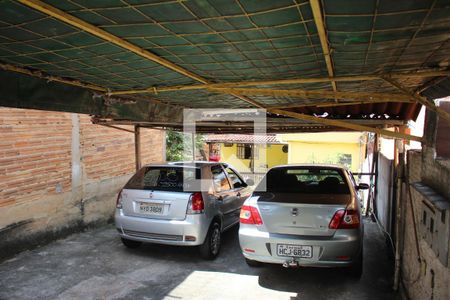 Casa à venda com 170m², 2 quartos e 4 vagasQuintal