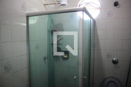 Casa à venda com 170m², 2 quartos e 4 vagasBanheiro