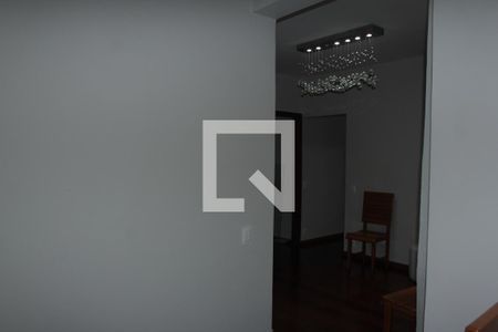 Corredor  de apartamento para alugar com 4 quartos, 180m² em Santa Amelia, Belo Horizonte