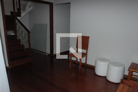 Sala  de apartamento para alugar com 4 quartos, 180m² em Santa Amelia, Belo Horizonte