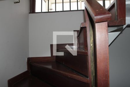 Apartamento para alugar com 180m², 4 quartos e 2 vagasEscada