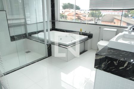 Apartamento para alugar com 180m², 4 quartos e 2 vagasBanheiro