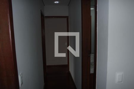 Apartamento para alugar com 180m², 4 quartos e 2 vagasCorredor 