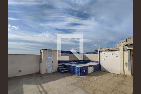 Apartamento à venda com 64m², 2 quartos e 1 vagaÁrea comum - Piscina