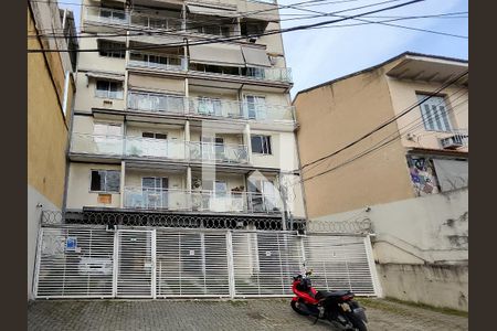 Apartamento à venda com 64m², 2 quartos e 1 vagaFachada e portaria