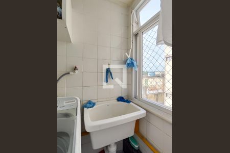 Apartamento à venda com 64m², 2 quartos e 1 vagaÁrea de Serviço