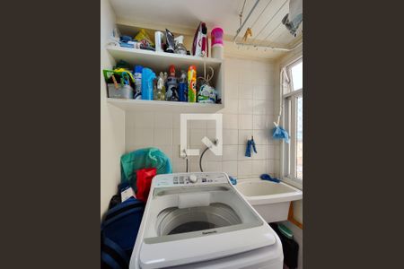 Apartamento à venda com 64m², 2 quartos e 1 vagaÁrea de Serviço