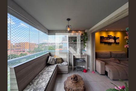 Sacada de apartamento à venda com 2 quartos, 68m² em Jardim Dom Bosco, São Paulo