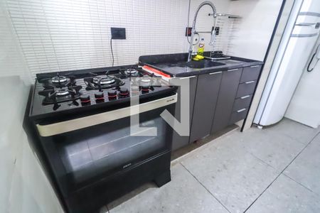 Apartamento para alugar com 57m², 2 quartos e 1 vaga Apartamento para alugar com 57m², 2 quartos e 1 vagaCozinha
