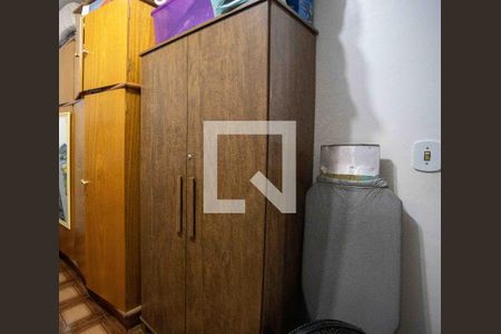 Quarto 2 de casa para alugar com 2 quartos, 193m² em São Judas Tadeu, Diadema