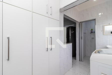 Apartamento à venda com 75m², 2 quartos e 1 vagaÁrea de Serviço