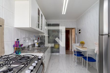 Apartamento à venda com 75m², 2 quartos e 1 vagaCozinha