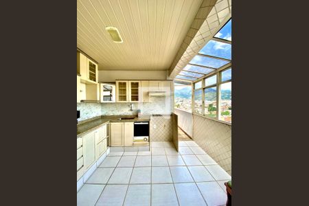 Apartamento à venda com 150m², 3 quartos e 1 vagaCozinha 