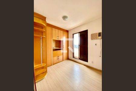 Apartamento à venda com 150m², 3 quartos e 1 vagaQuarto 