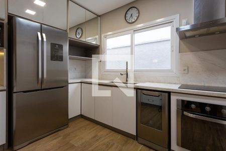 Cozinha de casa para alugar com 3 quartos, 180m² em Vila Ipiranga, Porto Alegre