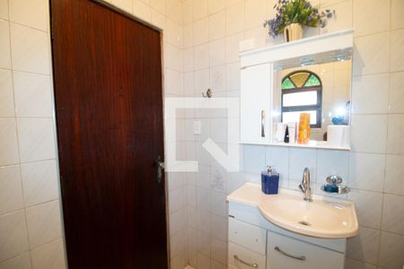 Casa à venda com 400m², 6 quartos e 5 vagas Casa à venda com 400m², 6 quartos e 5 vagasBanheiro 2