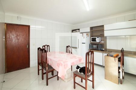 Casa à venda com 400m², 6 quartos e 5 vagas Casa à venda com 400m², 6 quartos e 5 vagasCozinha