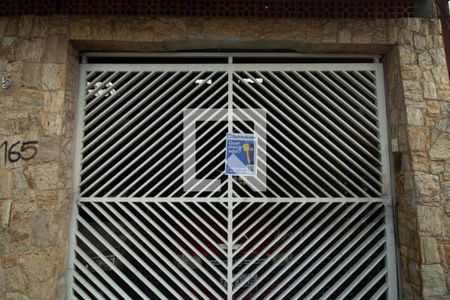 Casa à venda com 400m², 6 quartos e 5 vagas Casa à venda com 400m², 6 quartos e 5 vagasFachada