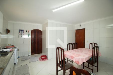 Casa à venda com 400m², 6 quartos e 5 vagas Casa à venda com 400m², 6 quartos e 5 vagasCozinha