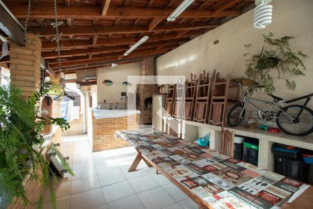 Casa à venda com 400m², 6 quartos e 5 vagas Casa à venda com 400m², 6 quartos e 5 vagasChurrasqueira