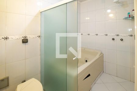 Casa à venda com 400m², 6 quartos e 5 vagas Casa à venda com 400m², 6 quartos e 5 vagasBanheiro do Quarto 2