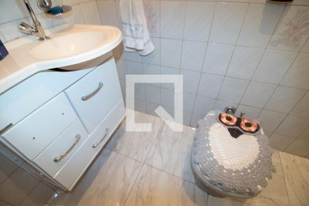 Casa à venda com 400m², 6 quartos e 5 vagas Casa à venda com 400m², 6 quartos e 5 vagasBanheiro