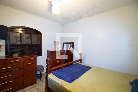 Casa à venda com 400m², 6 quartos e 5 vagas Casa à venda com 400m², 6 quartos e 5 vagasQuarto 3