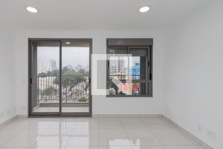 Sala/ Cozinha de apartamento para alugar com 1 quarto, 37m² em Santo Amaro, São Paulo