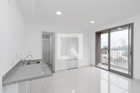 Sala/ Cozinha de apartamento para alugar com 1 quarto, 37m² em Santo Amaro, São Paulo