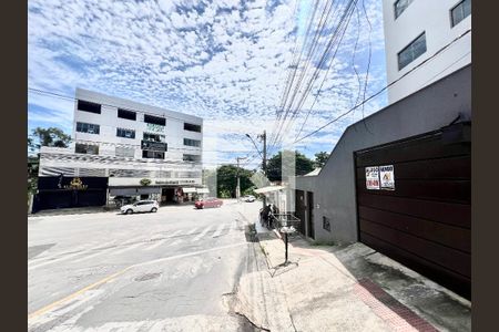 Apartamento para alugar com 67m², 2 quartos e 1 vagaFachada