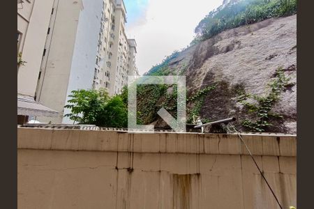 Sala vista  de apartamento à venda com 2 quartos, 60m² em Copacabana, Rio de Janeiro