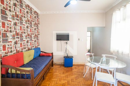 Sala de apartamento para alugar com 1 quarto, 32m² em Catete, Rio de Janeiro