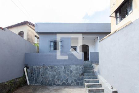 Casa para alugar com 120m², 3 quartos e 3 vagasFachada