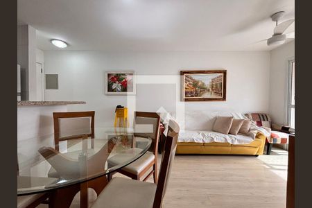 Sala de apartamento à venda com 2 quartos, 60m² em Vila Nova Conceição, São Paulo
