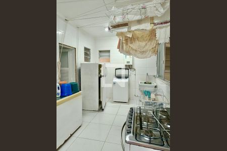 Apartamento à venda com 300m², 4 quartos e 4 vagas Apartamento à venda com 300m², 4 quartos e 4 vagasÁrea serviço