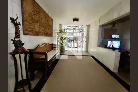 Apartamento à venda com 300m², 4 quartos e 4 vagas Apartamento à venda com 300m², 4 quartos e 4 vagasPortaria