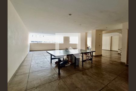 Apartamento à venda com 300m², 4 quartos e 4 vagas Apartamento à venda com 300m², 4 quartos e 4 vagasÁrea Comum - Playground