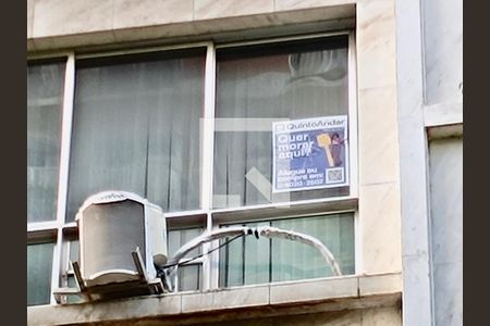 Apartamento à venda com 300m², 4 quartos e 4 vagas Apartamento à venda com 300m², 4 quartos e 4 vagasFachada com cartaz QA.