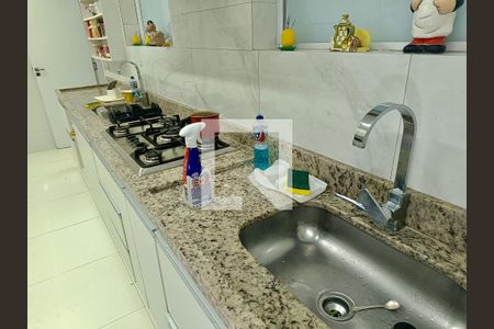 Apartamento à venda com 300m², 4 quartos e 4 vagas Apartamento à venda com 300m², 4 quartos e 4 vagasCopa / Cozinha
